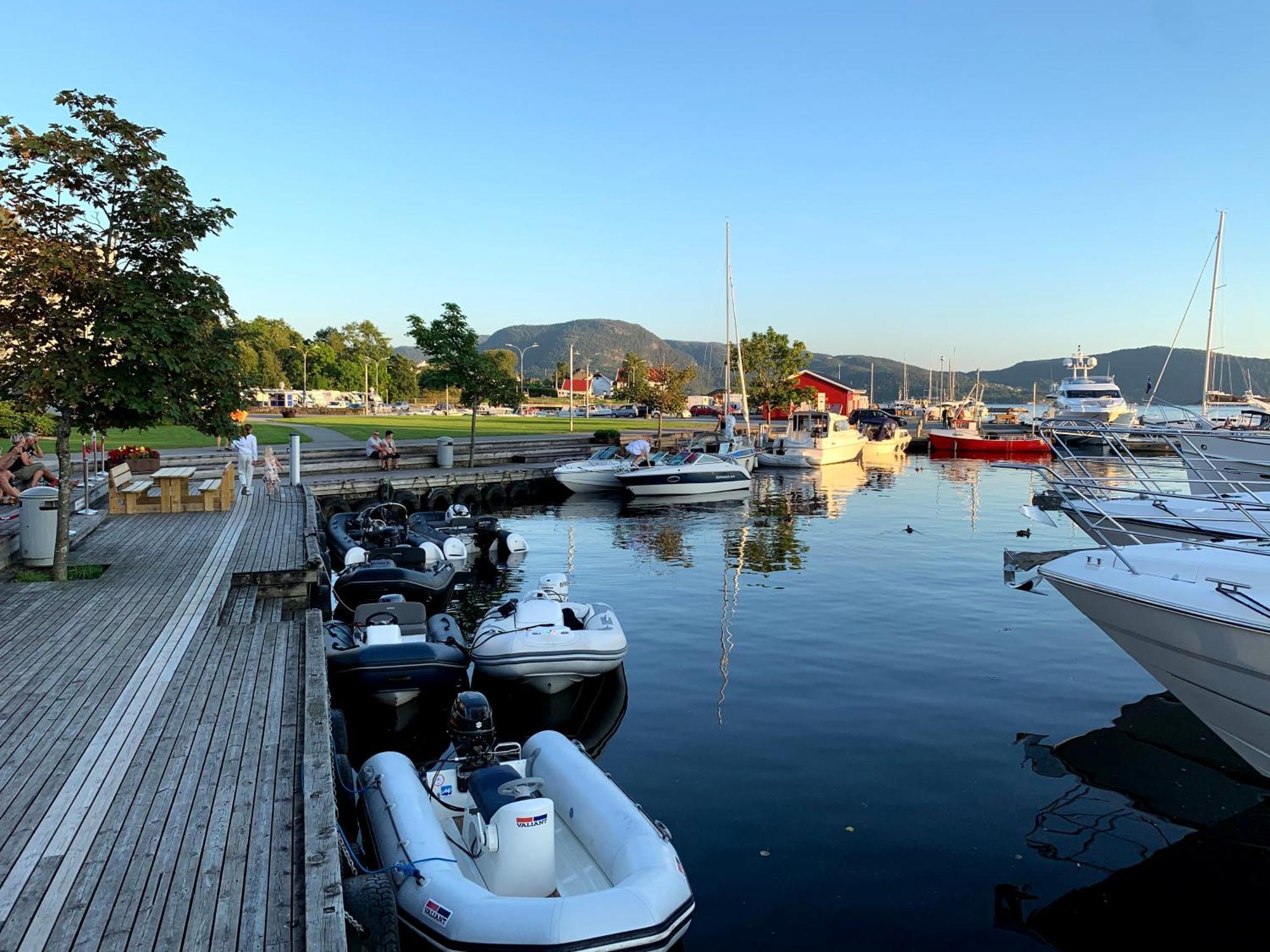 Charming House In The Harbour Of Jorpeland Leilighet Eksteriør bilde