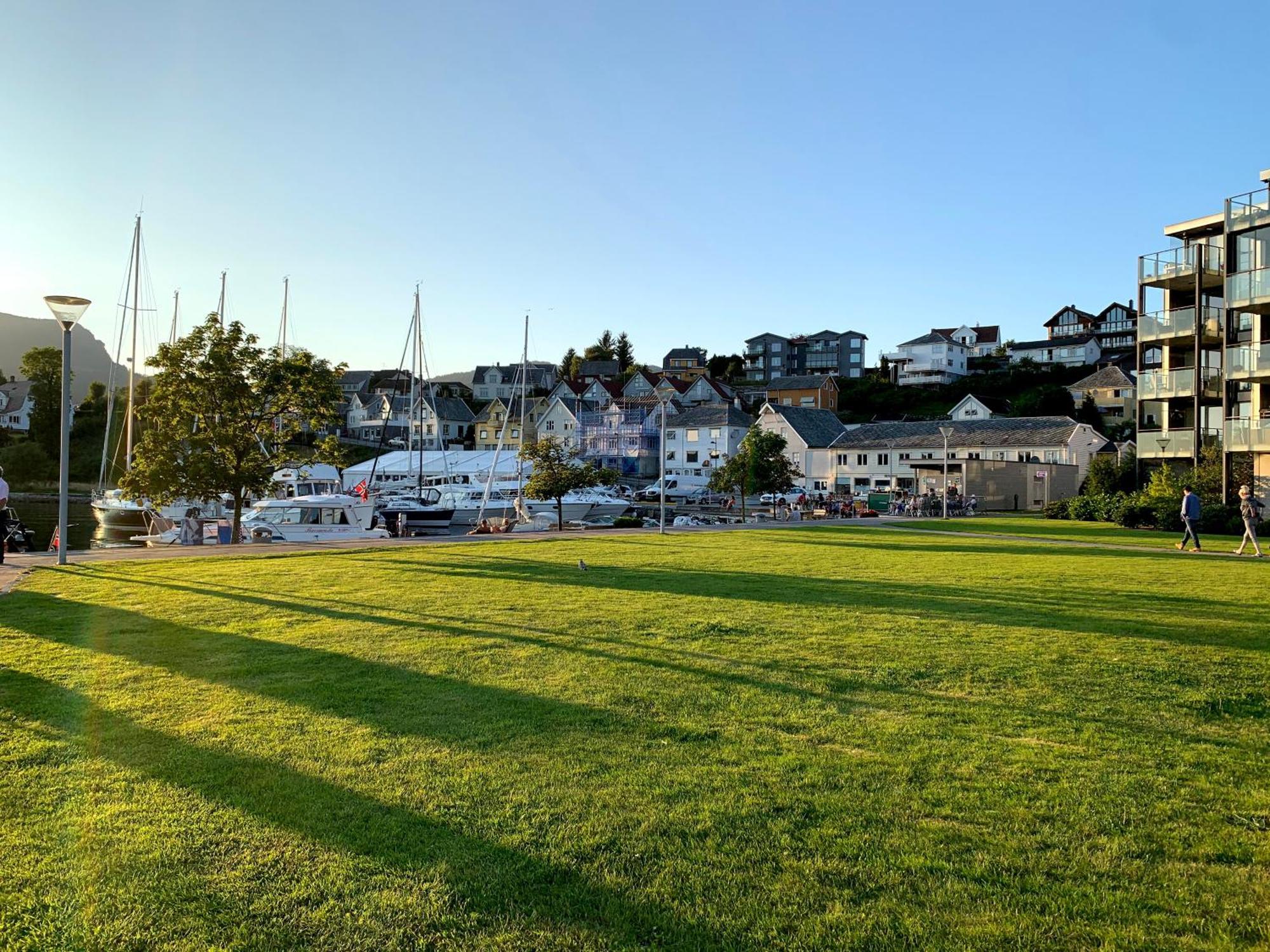 Charming House In The Harbour Of Jorpeland Leilighet Eksteriør bilde